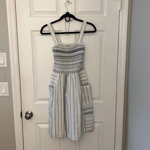 Fat Face Women Dress Size 2 or XXS in good cond w/Bonus Necklace & Bracelet!